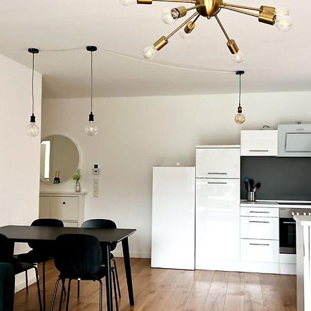 2 Zkb Apartment In Mannheim Kueche - Parken - Grosser Tv Eksteriør bilde